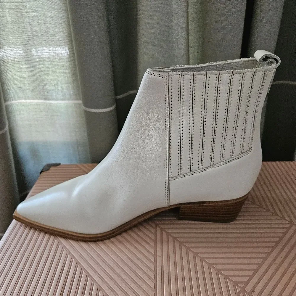 Marc Fisher Booties Ivory Tan Heel Business Casual Bridal Neutral Pointed Toe